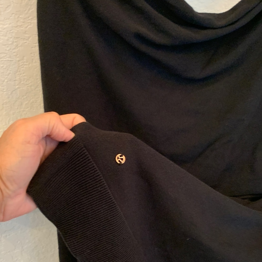 LuLuLemon casual Black Shawl Wrap in OS fits all - Picture 2 of 5